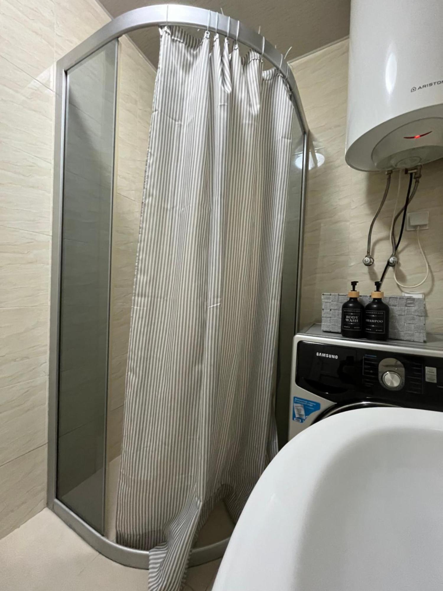 Appartamento Sea Towers Lux 17-05 Batumi Esterno foto