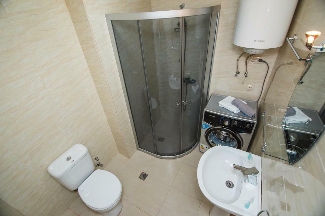 Appartamento Sea Towers Lux 17-05 Batumi Esterno foto
